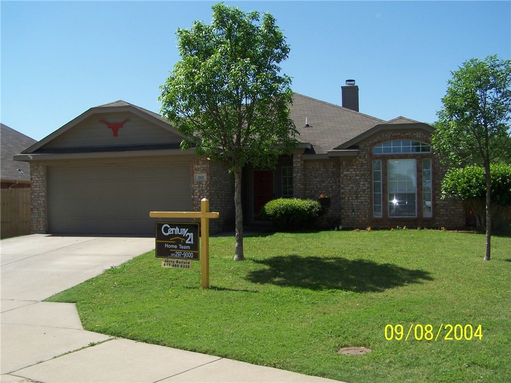 313 Palm Street Crowley, TX 76036 - Photo 1 of 1 313 Palm