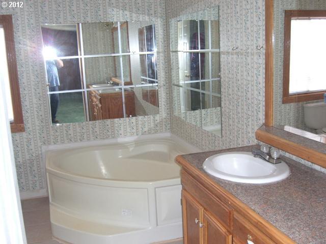 78322 Paul Smith Road Southwest Boardman, OR 97818 - Photo 10 of 16 Gallery Image 10