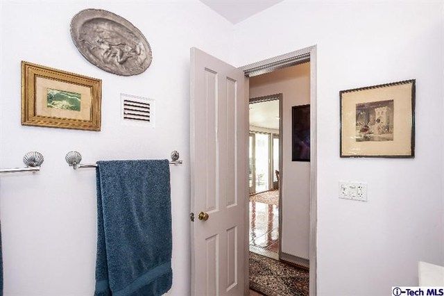 $815,000 | 2121 East Altadena Drive, Altadena, CA 91001