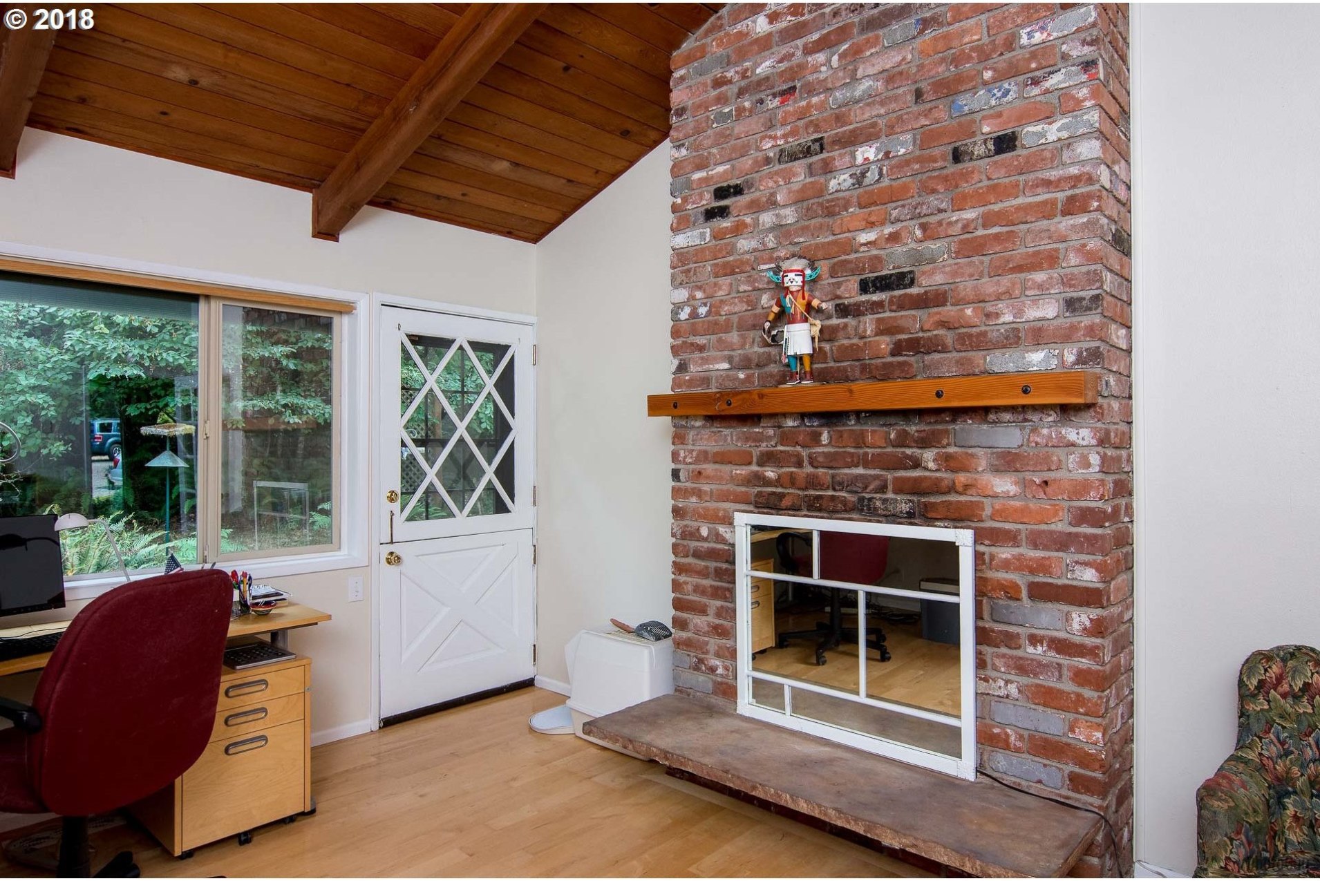 24760 West Demming Road Elmira, OR 97437 - Photo 14 of 32 Gallery Image 14