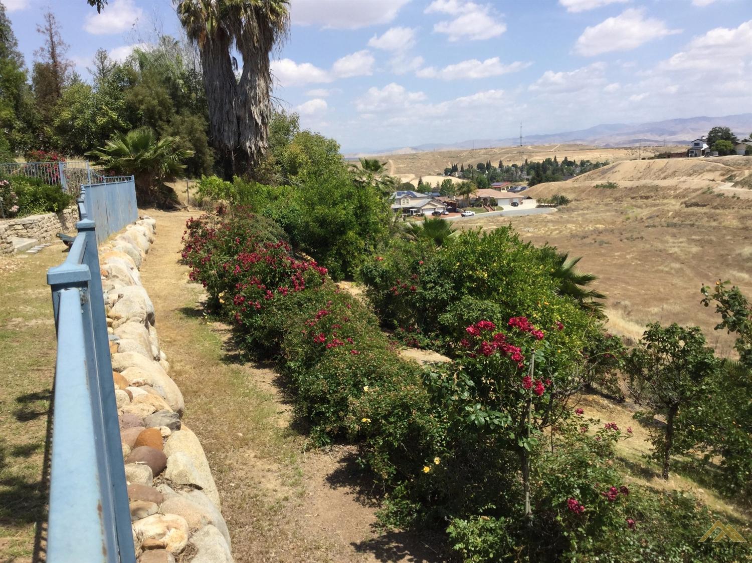 5008 Panorama Drive Bakersfield, CA 93306 - Photo 25 of 40