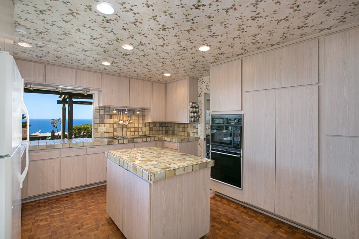 14066 Crest Way Del Mar, CA 92014 - Photo 7 of 23