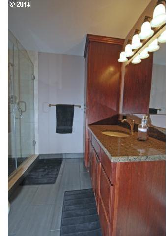 13118 Donald Road Northeast Aurora, OR 97002 - Photo 15 of 16 Gallery Image 15