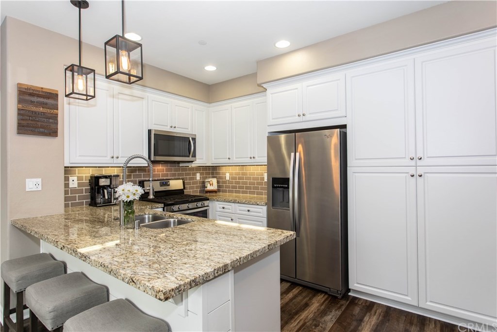 44090 Calle Luz Temecula, CA 92592 - Photo 10 of 39