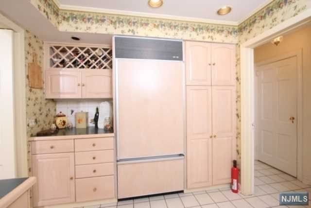 51 Dryden Road Montclair, NJ 07043 - Photo 11 of 24