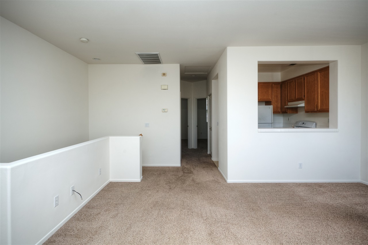 6127 Rancho Brida Carlsbad, CA 92009 - Photo 5 of 20 Gallery Image 5