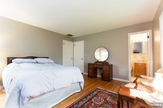 30 Woodmere Road Cedar Grove, NJ 07009 - Photo 12 of 23 Gallery Image 12