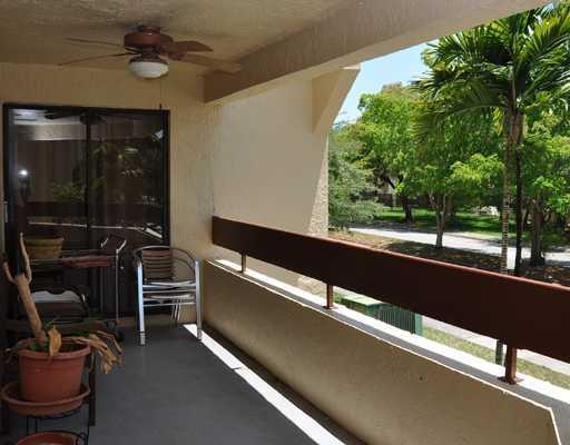 9285 Southwest 125th Avenue, Unit 206 Miami, FL 33186 - Photo 6 of 16