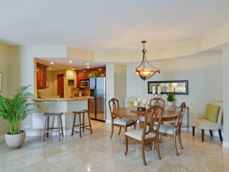 701 Brickell Key Boulevard, Unit 1402 Miami, FL 33131 - Photo 7 of 20