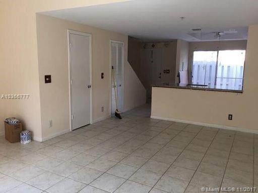 115 Southwest 3rd Street, Unit 115 Pompano Beach, FL 33060 - Photo 5 of 17