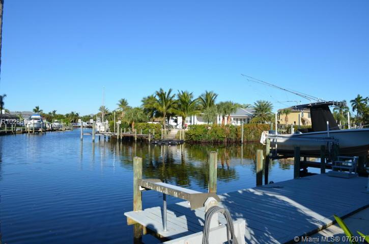 1459 Southwest Dyer Point Road Palm City, FL 34990 - Photo 18 of 26 Gallery Image 18