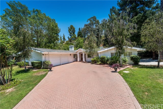 4450 La Barca Drive Tarzana, CA 91356 - Photo 2 of 28