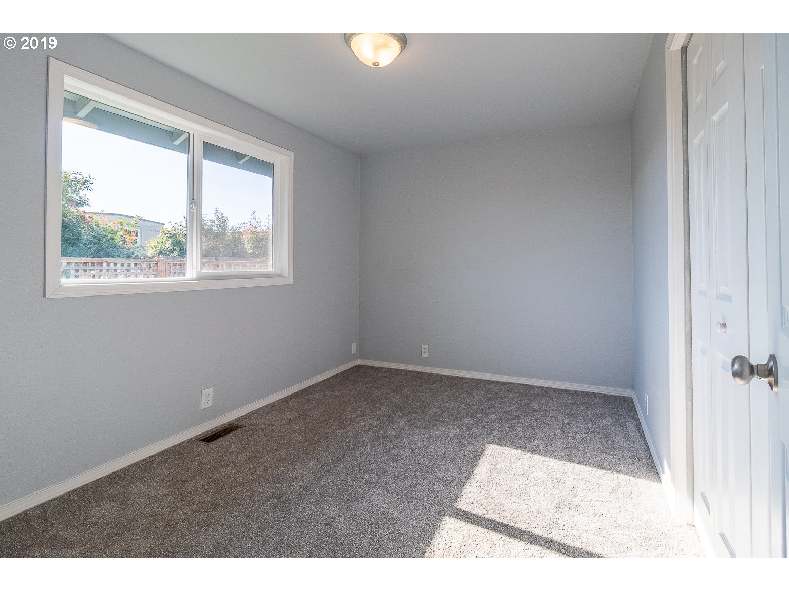 4034 Marcum Lane Eugene, OR 97402 - Photo 12 of 19 Gallery Image 12