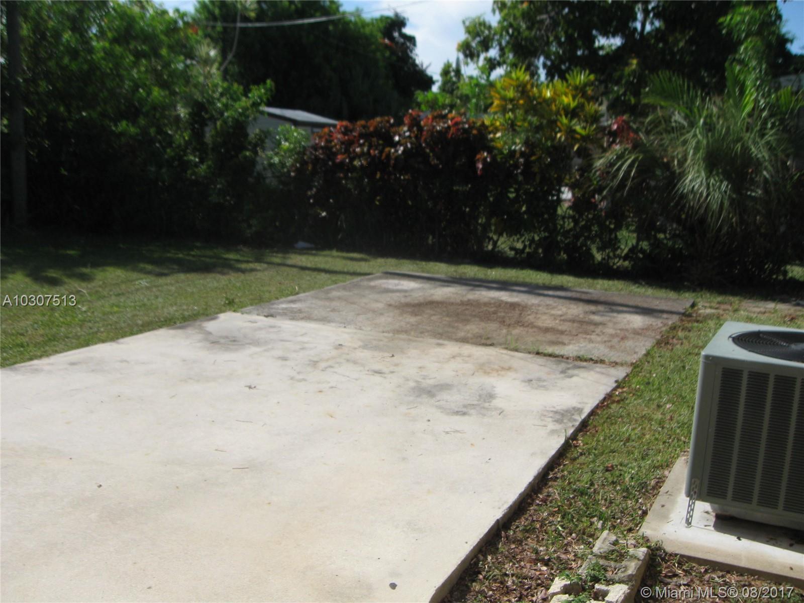 19830 Holiday Road Cutler Bay, FL 33157 - Photo 11 of 18
