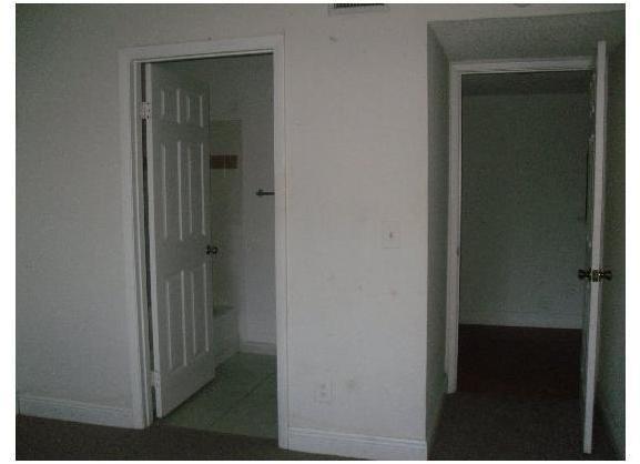 8375 Southwest 5th Street, Unit 103 Pembroke Pines, FL 33025 - Photo 14 of 25