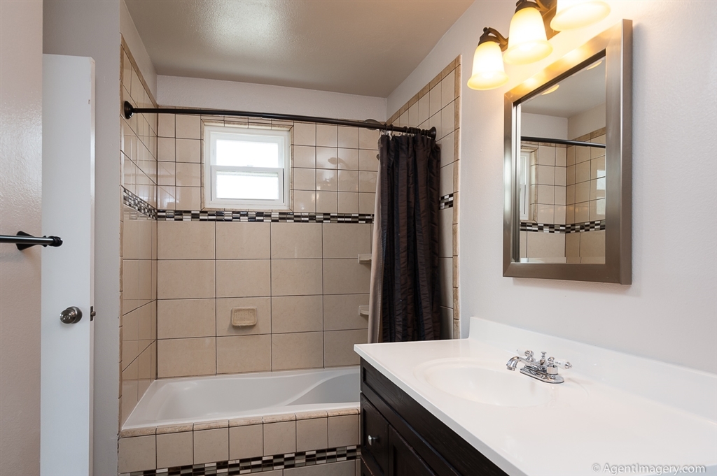 3660 Helix Street Spring Valley, CA 91977 - Photo 17 of 21 Gallery Image 17