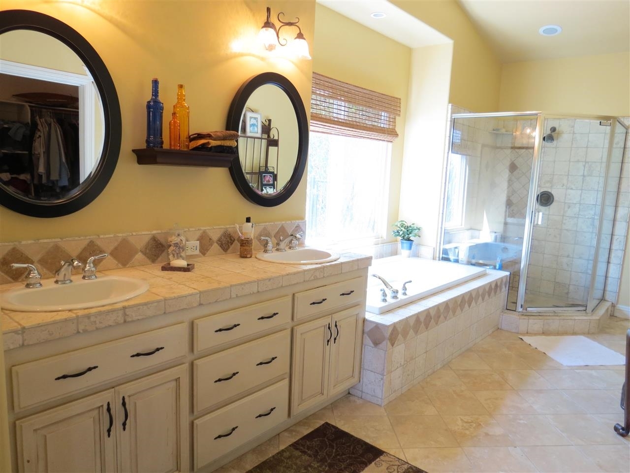 217 Bottlebrush Way Fallbrook, CA 92028 - Photo 13 of 25