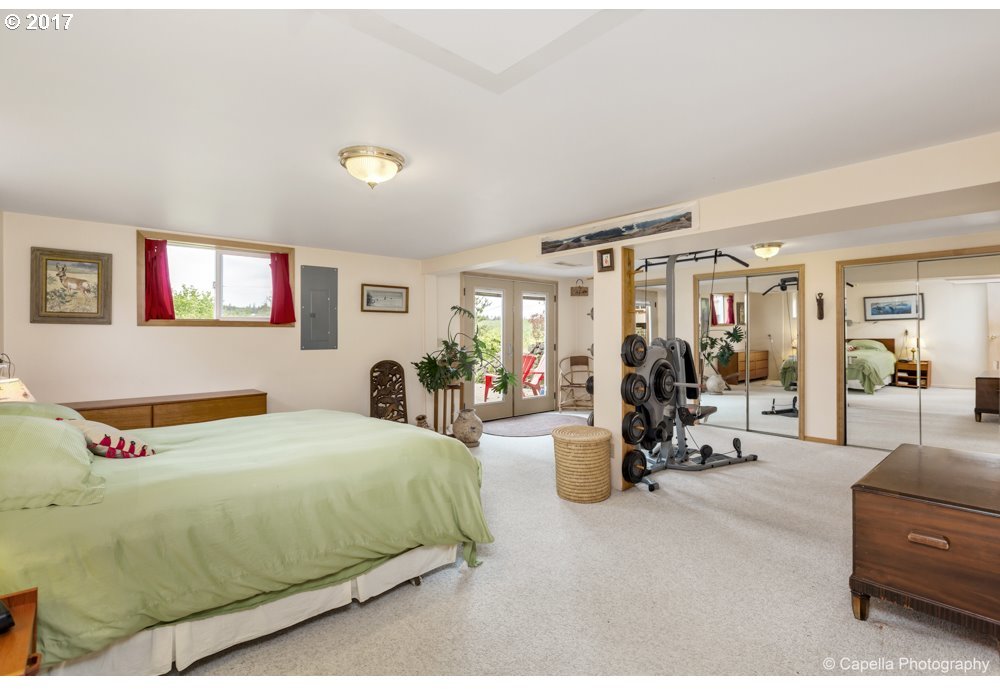 49400 Northwest Hillside Road Forest Grove, OR 97116 - Photo 12 of 32 Gallery Image 12