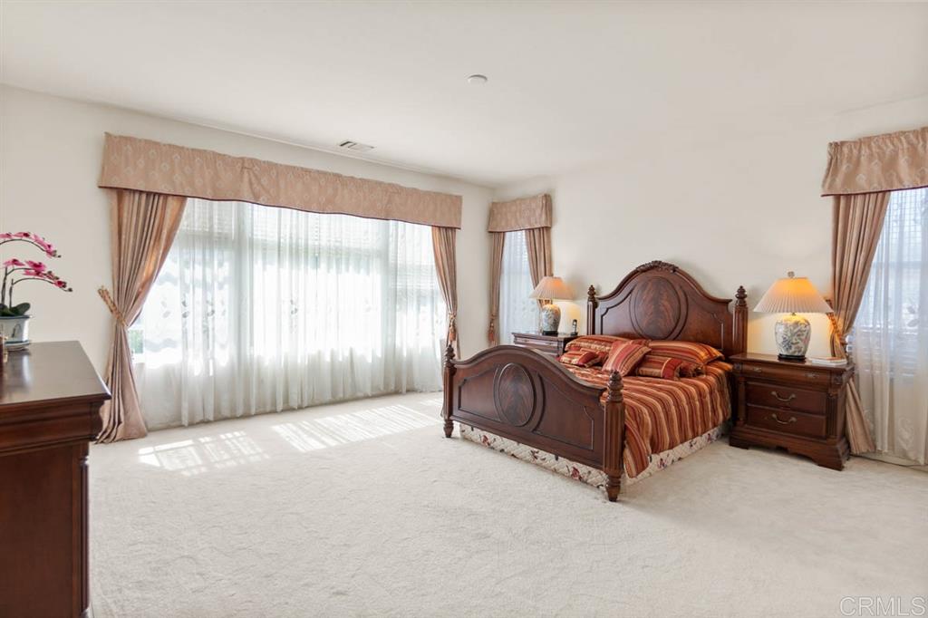 7989 Paseo Membrillo Carlsbad, CA 92009 - Photo 13 of 23