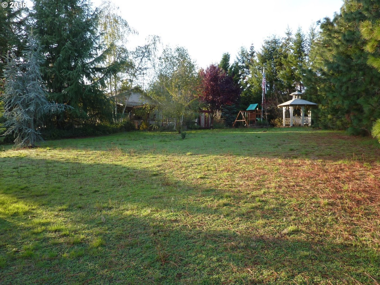 382 Colonial Road Roseburg, OR 97471 - Photo 21 of 25 Gallery Image 21