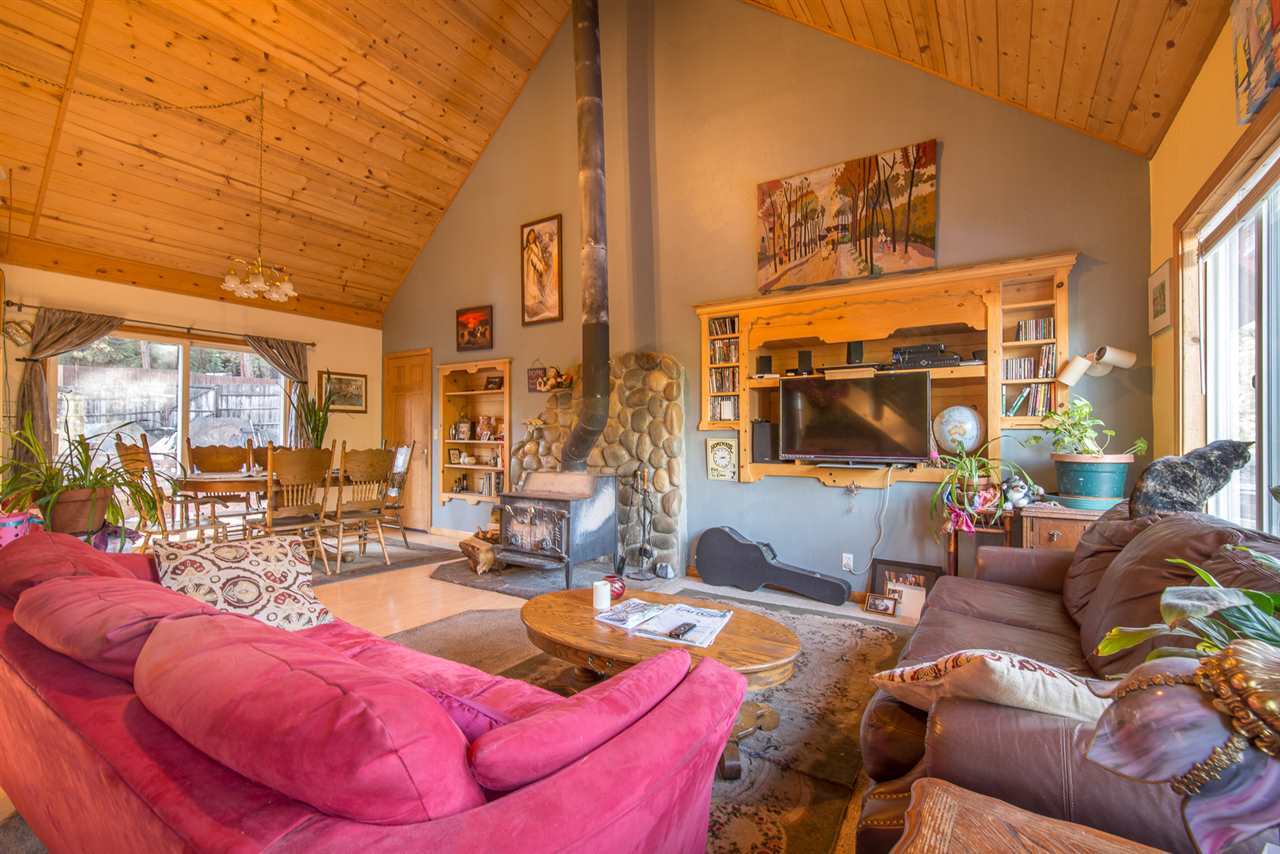 10765 Pine Cone Drive Truckee, CA 96161 - Photo 5 of 14