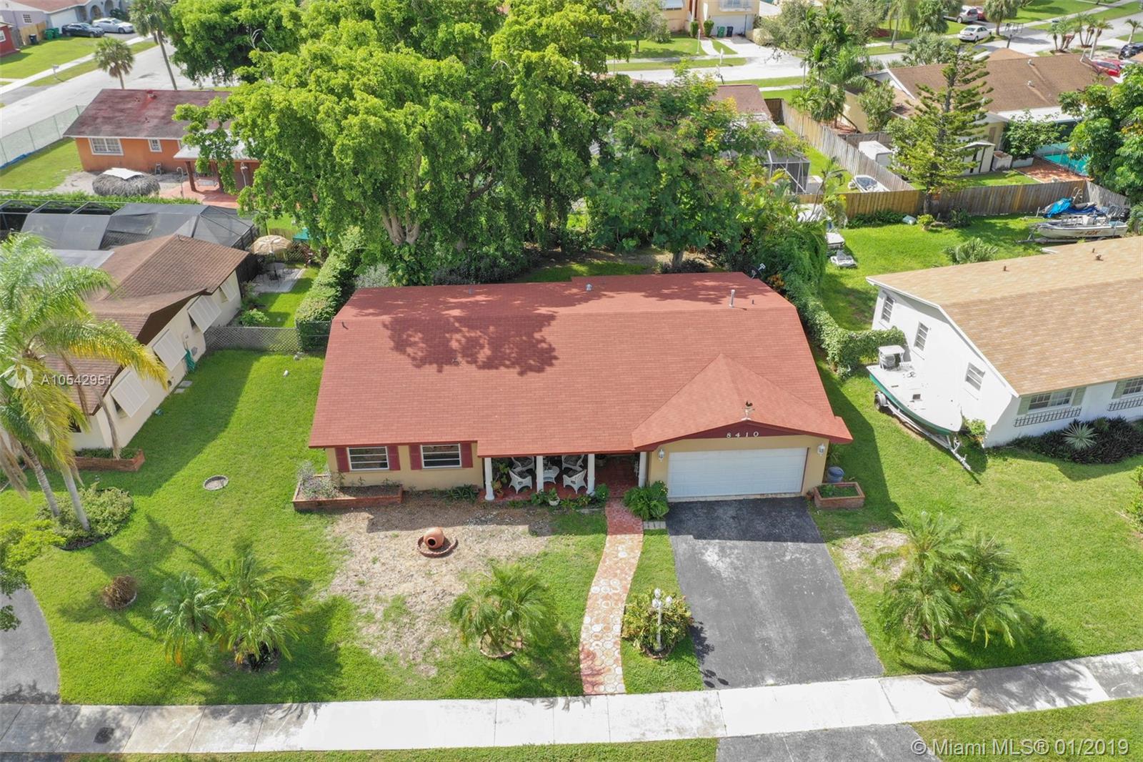 8410 Southwest 201st Street Cutler Bay, FL 33189 - Photo 28 of 46