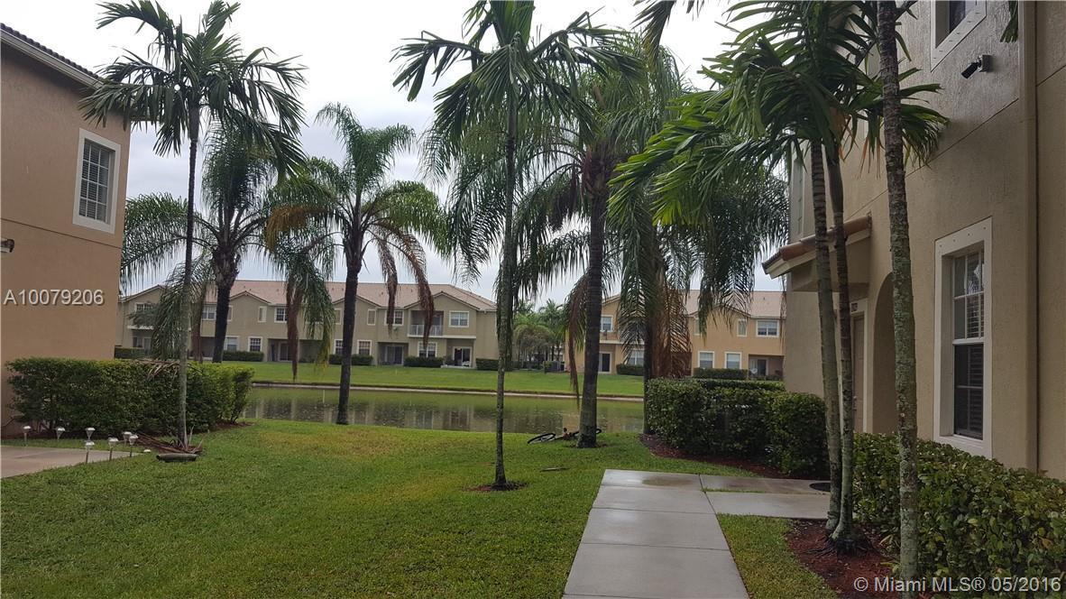 Silver Falls Miramar, FL 33027 - Photo 2 of 18