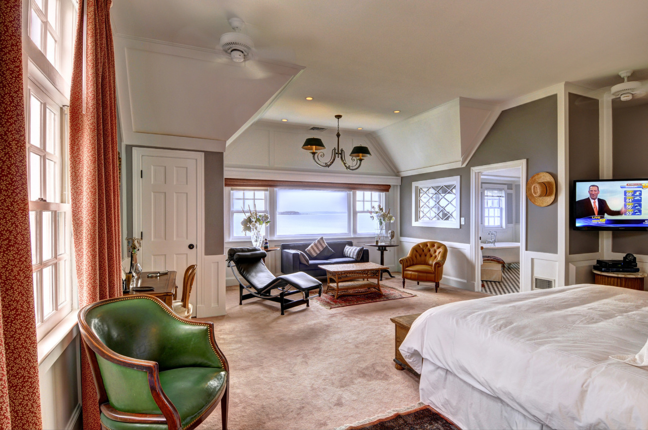 North Haven North Haven, NY 11963 - Photo 8 of 13