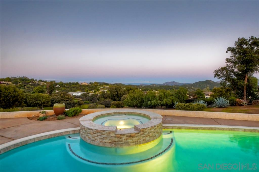 2770 Southern Oak Road Ramona, CA 92065 - Photo 2 of 24 Gallery Image 2