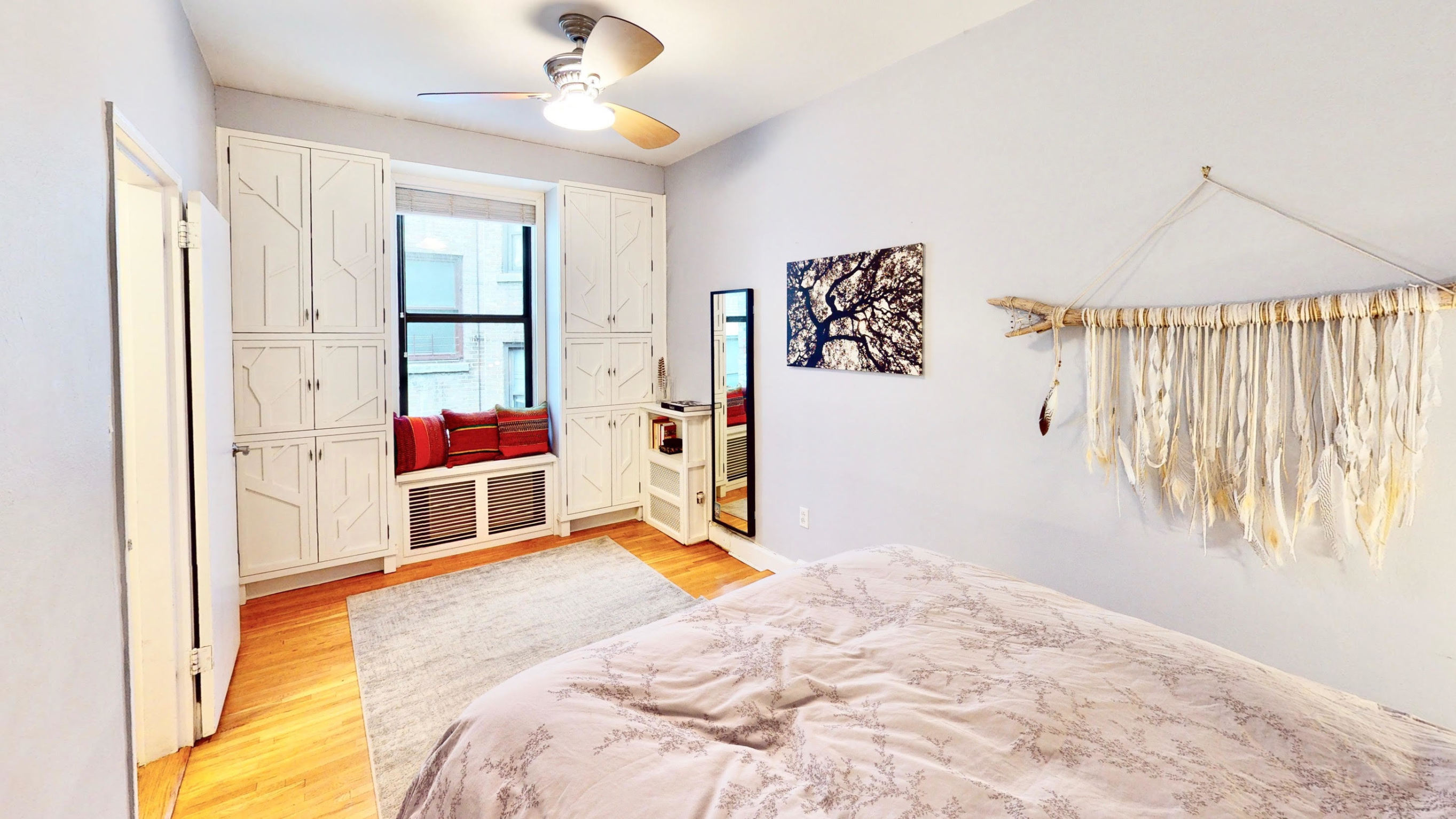 126 West 96th Street, Unit 5D Manhattan, NY 10025 - Photo 3 of 10