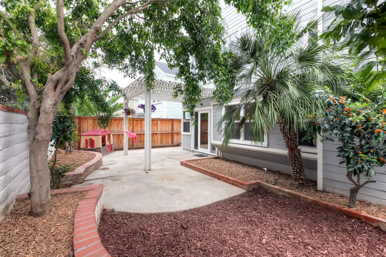 1325 Hampton Road San Marcos, CA 92078 - Photo 23 of 25