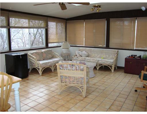 523 Fair Oaks Street McKees Rocks, PA 15136 - Photo 8 of 11