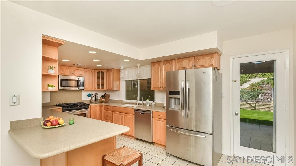 13366 Scotsman Road Lakeside, CA 92040 - Photo 8 of 25 Gallery Image 8