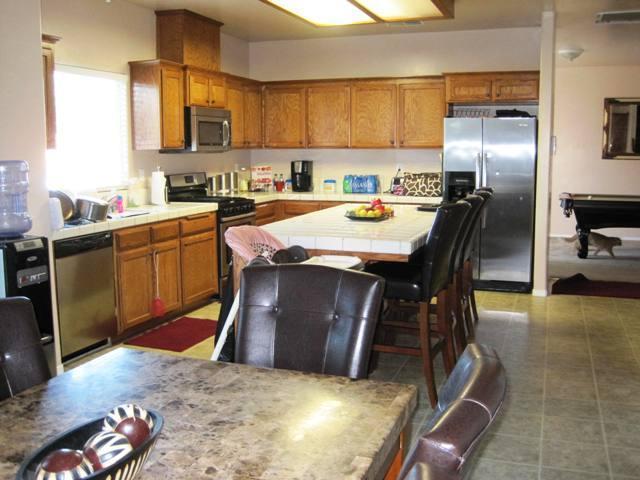 11425 Revolution Road Bakersfield, CA 93312 - Photo 3 of 5 Gallery Image 3
