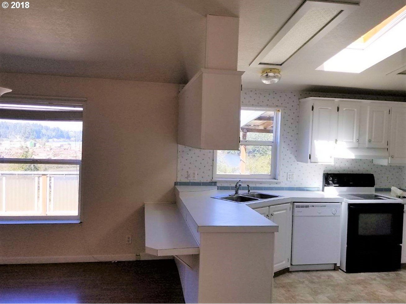 62610 Olive Barber Road Coos Bay, OR 97420 - Photo 5 of 19 Gallery Image 5