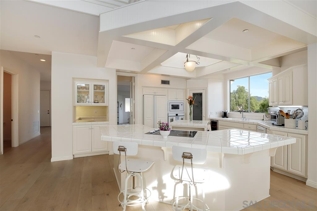 2890 Lone Jack Road Encinitas, CA 92024 - Photo 6 of 25