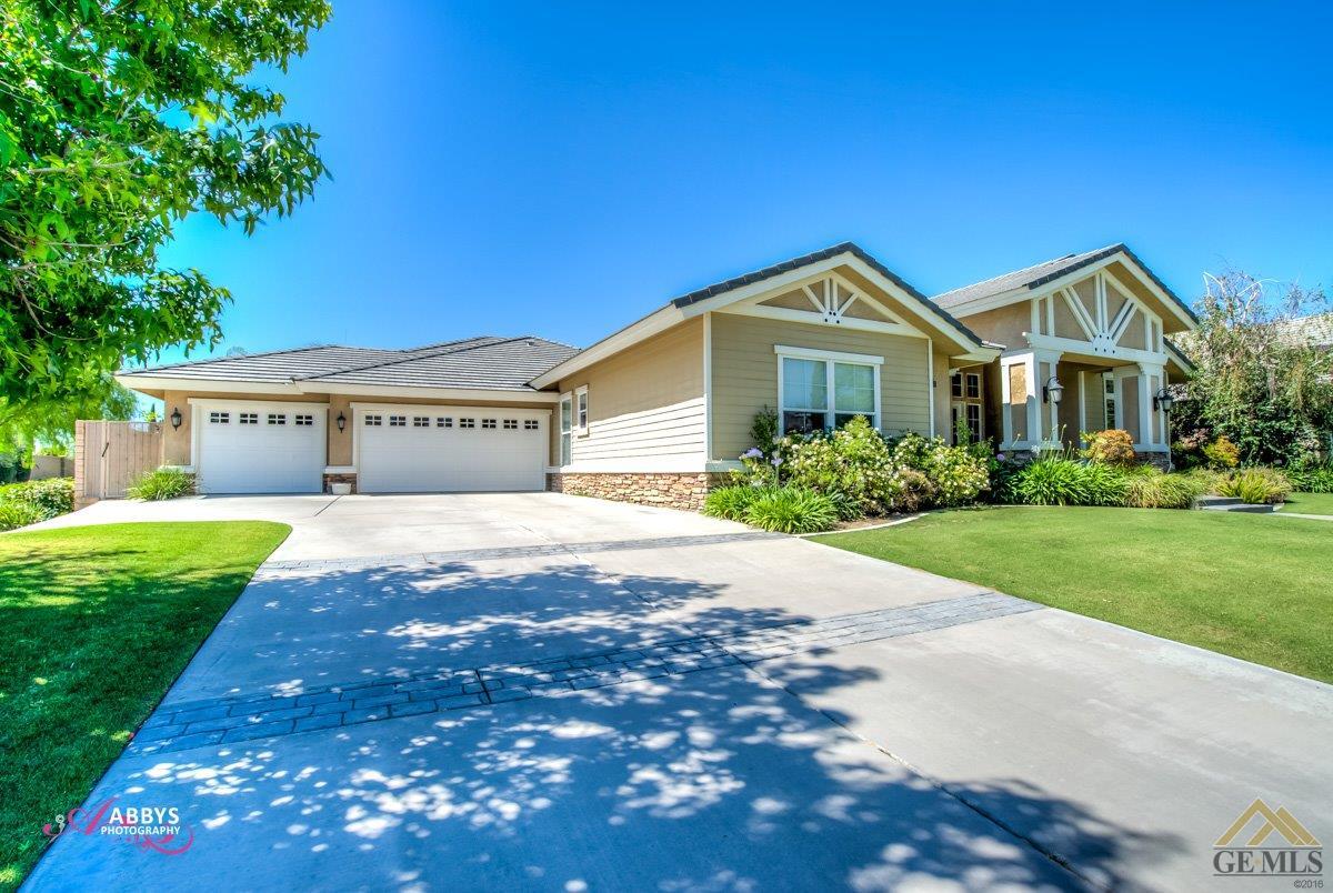 13103 Michaelangelo Drive Bakersfield, CA 93314 - Photo 2 of 37