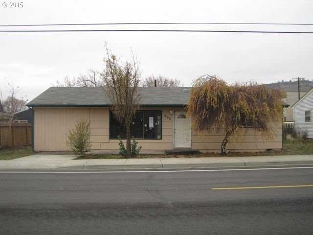 904 Chenowith Loop Road The Dalles, OR 97058 - Photo 1 of 24 Gallery Image 1