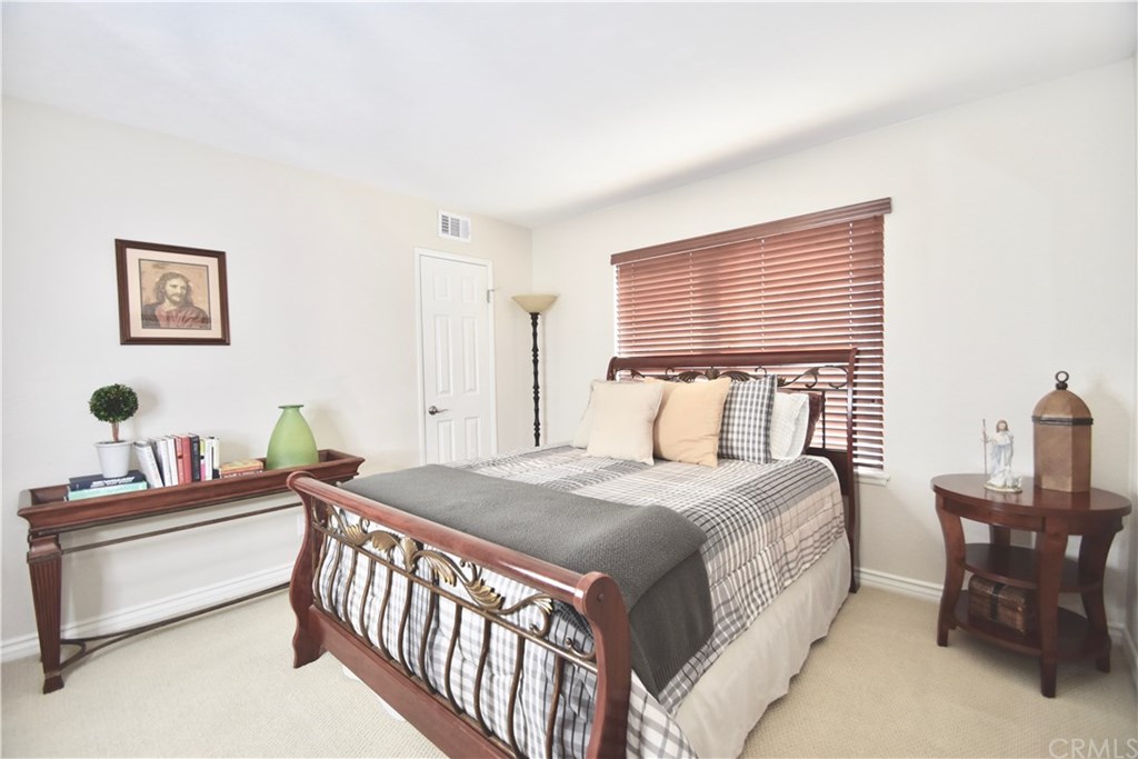 11488 Victoria Avenue Riverside, CA 92503 - Photo 16 of 41