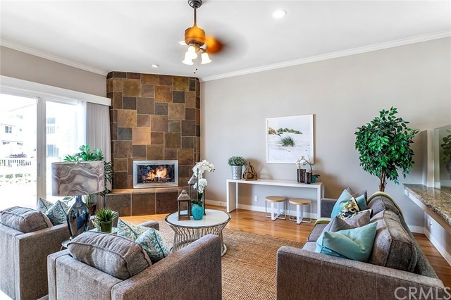 16276 Pacific Circle, Unit A Huntington Beach, CA 92649 - Photo 8 of 36