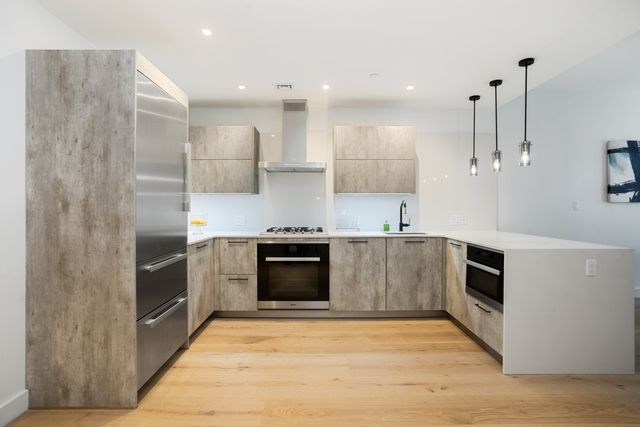 $3,700,000 | 192 8th Avenue, Unit PH | Chelsea