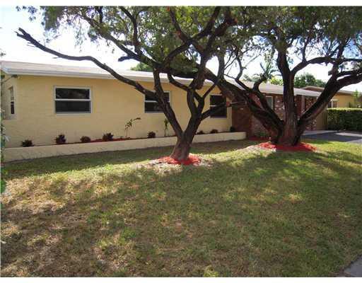 8020 Southwest 13th Terrace Miami, FL 33144 - Photo 2 of 14