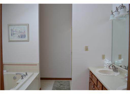 421 Pinkerton Road Wexford, PA 15090 - Photo 8 of 18 Gallery Image 8