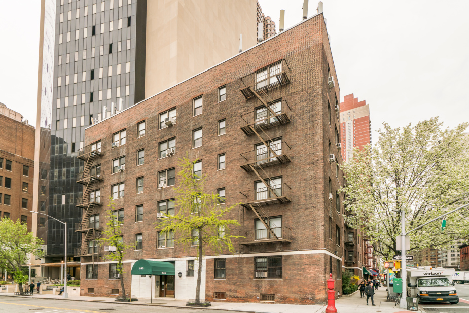 245 E 37th St, Manhattan, NY 10016 - Photo 4 of 4