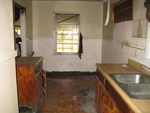 280 Ivan Road Memphis, TN 38109 - Photo 3 of 3 Gallery Image 3