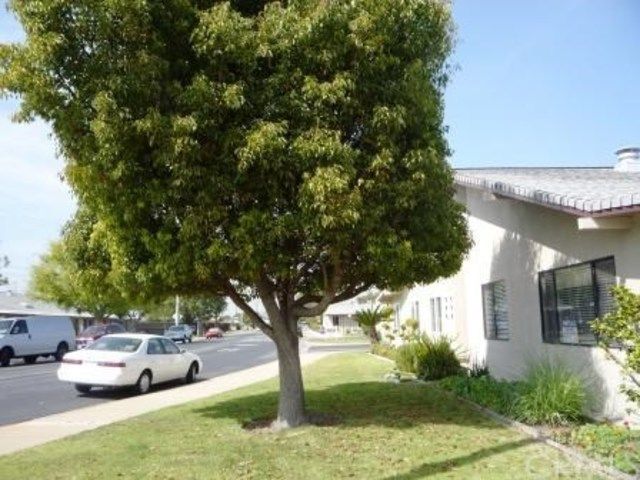 $235,000 | 1181 Oakmont Road, Unit 197F, Seal Beach, CA 90740
