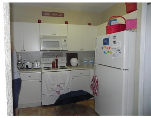 3952 Southwest 157th Avenue, Unit 221 Miramar, FL 33027 - Photo 3 of 11