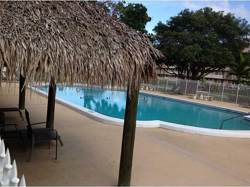 4700 Washington Street, Unit 406 Hollywood, FL 33021 - Photo 4 of 29