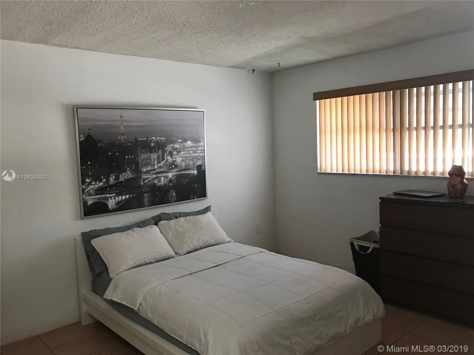 3720 Harrison Street, Unit 1 Hollywood, FL 33021 - Photo 10 of 15