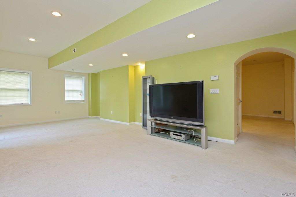 34 Pebblebrook Way Chappaqua, NY 10514 - Photo 15 of 20